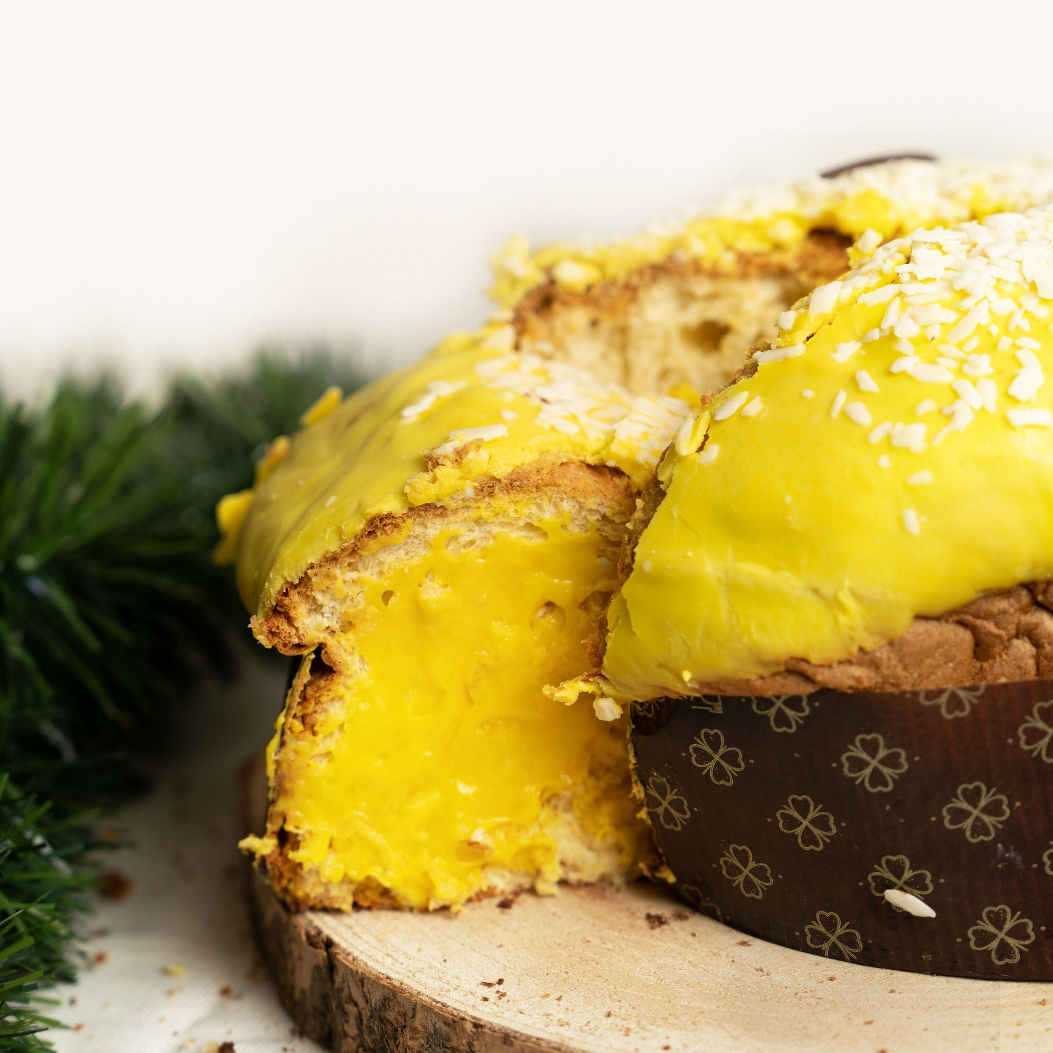Panettone Artigianale Farcito con Crema al Limone di Sicilia (1.3kg)