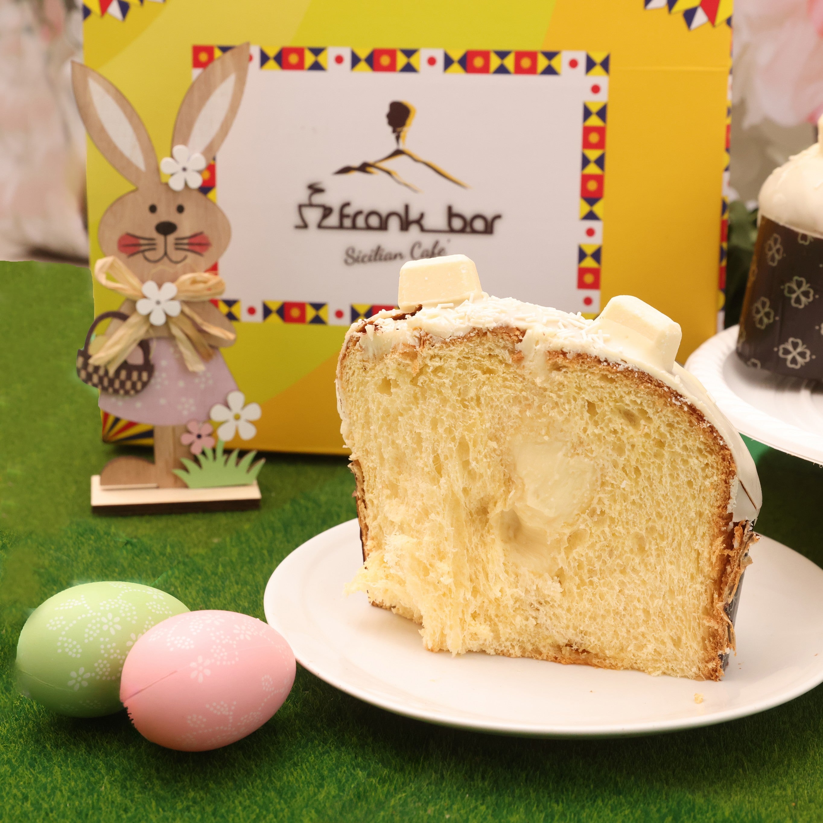 Handgefertigte gefüllte ChocoGalak Colomba (1,3 kg)