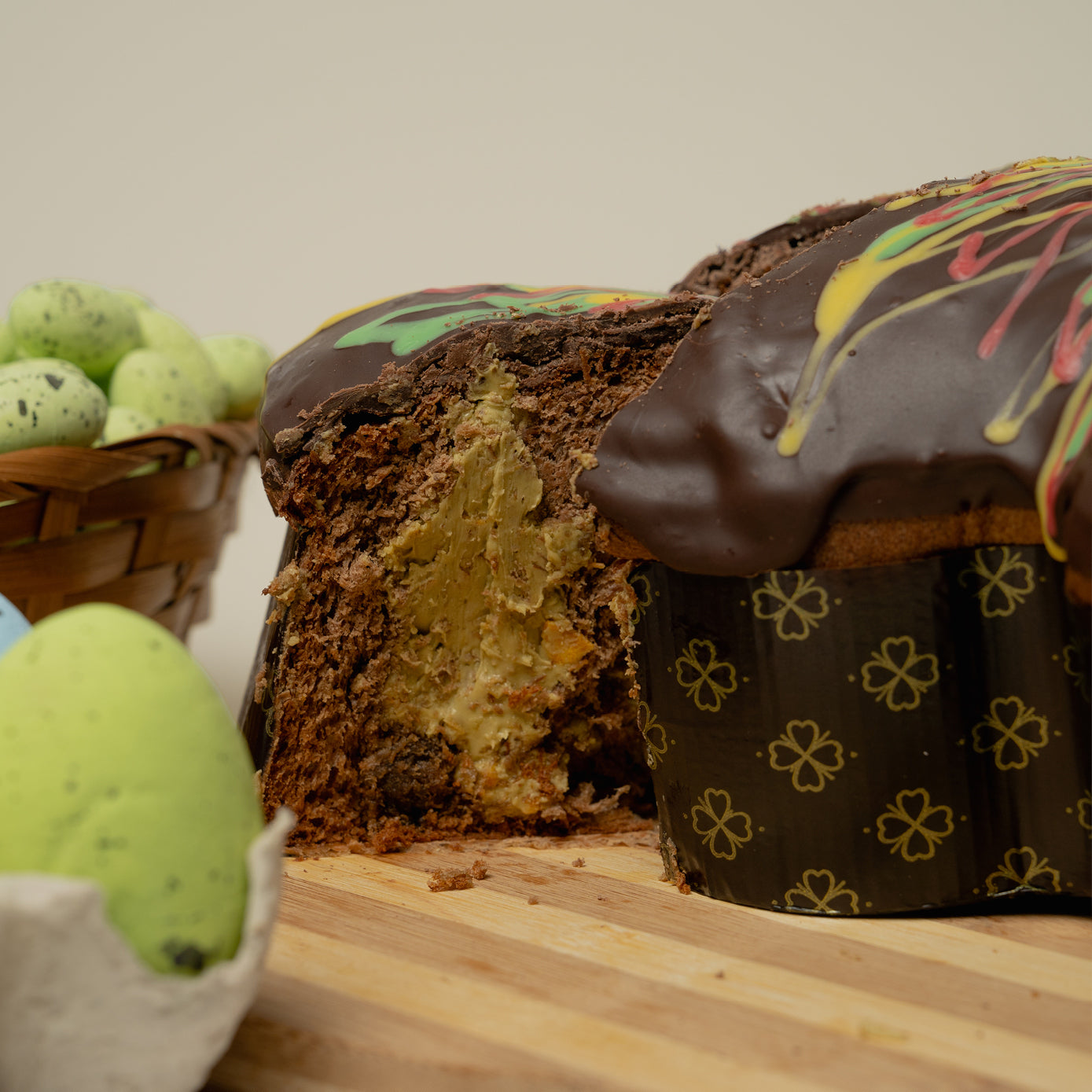 Artisan Colomba SuperPistacchissimo Stuffed (1.3kg)