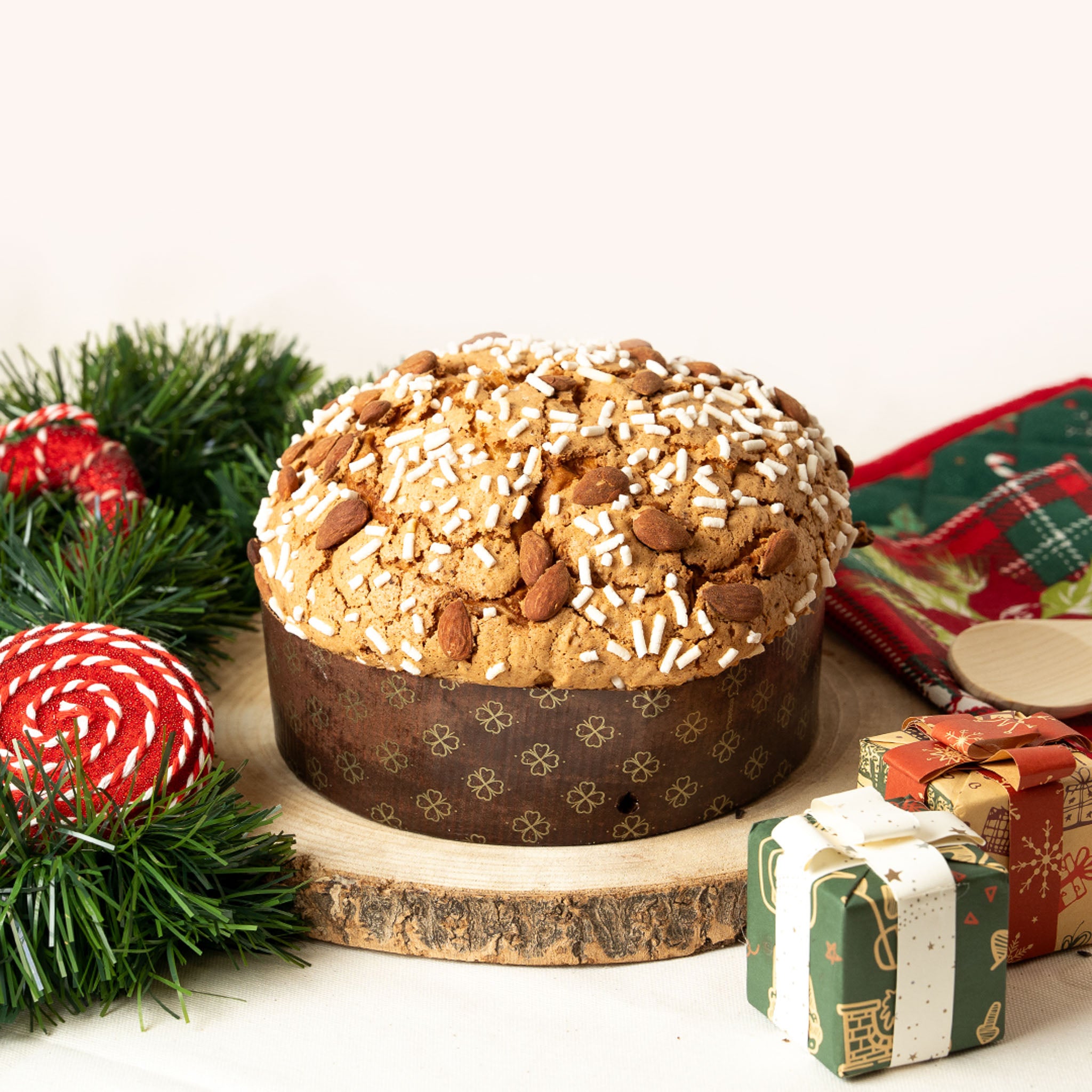 Panettone Artigianale Mandorlato (1kg)