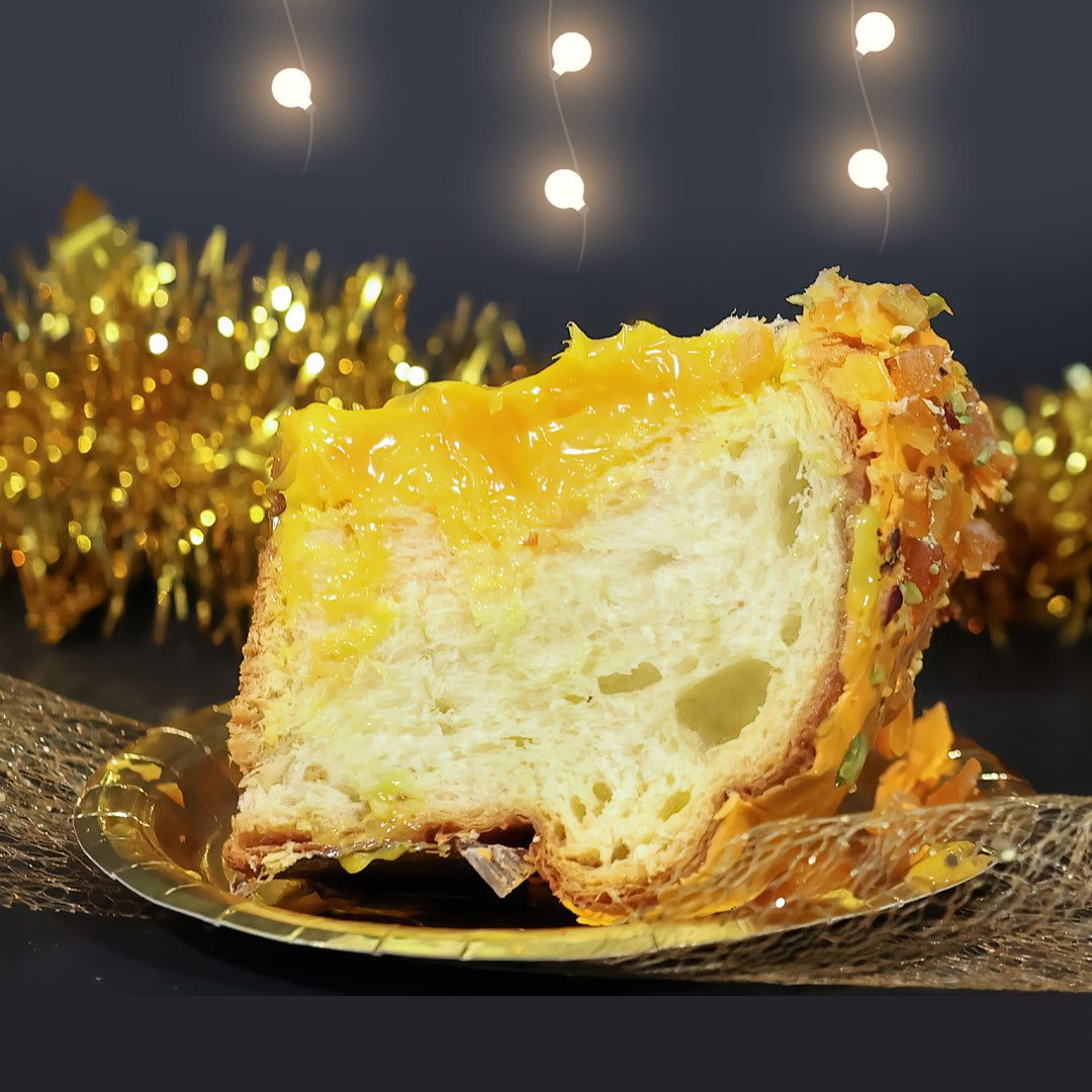 Panettone Artigianale Farcito con Crema all'Arancia (1.4kg)